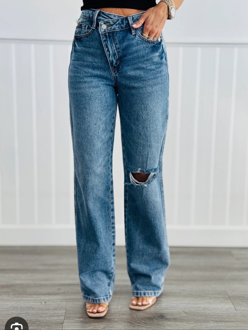 Judy Blue Jeans Women's 27 Crossed My Mind Dad Jean Rigid Front Distressed NWT
